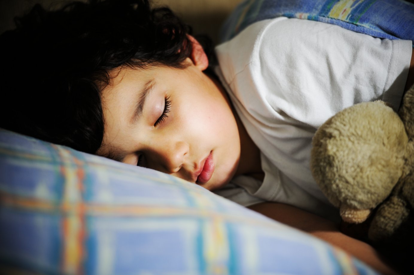 How to Help Your Kids Sleep Better - The DIY Lighthouse