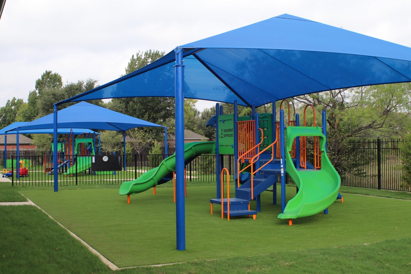 Age appropriate ,Fenced playground